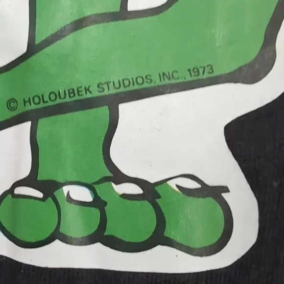 Vintage Rare 1973 Holoubek Studios Inc Green Monster Middle Finger Tshirt